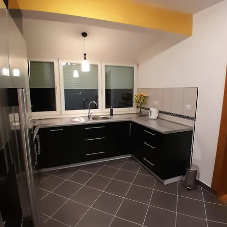 Gold&black 公寓 巴尼西卢卡